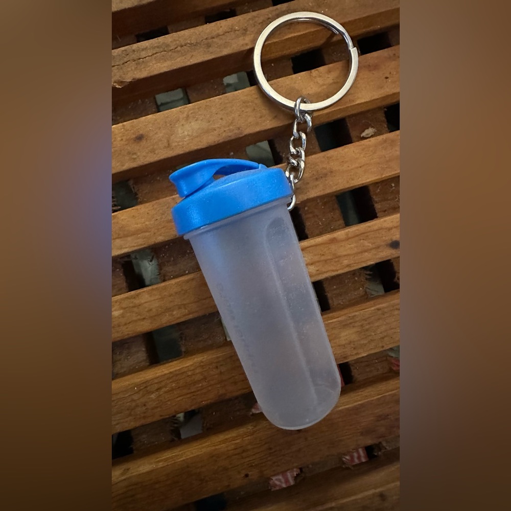 Mini Tupperware Quick Shake Keychain